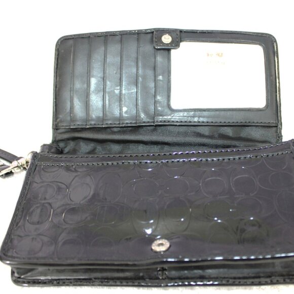 Coach Black Patent Leather Embossed Signature C Heart Logo Wristlet Wallet - Picture 5 of 8